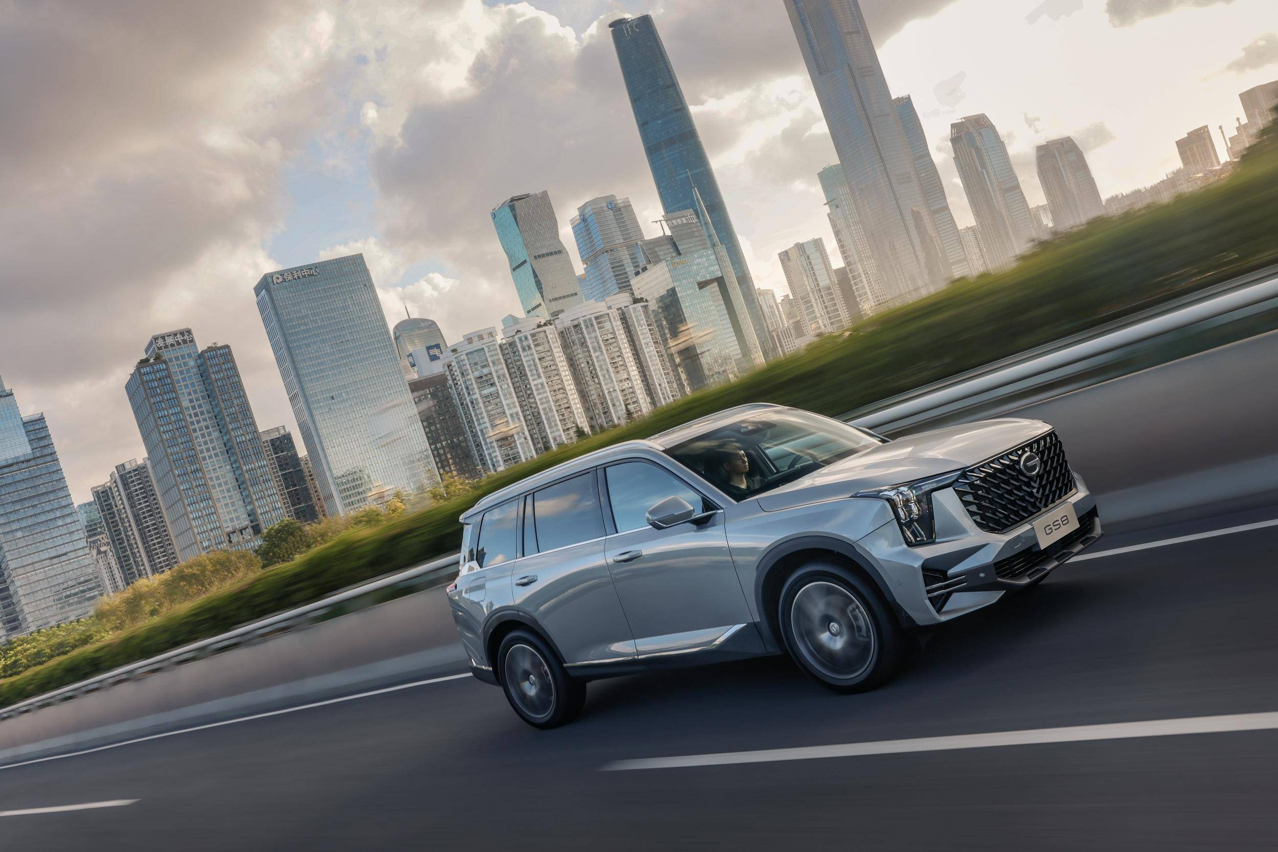 全新第二代gs8劲爆来袭,全新第二代gs8高级感