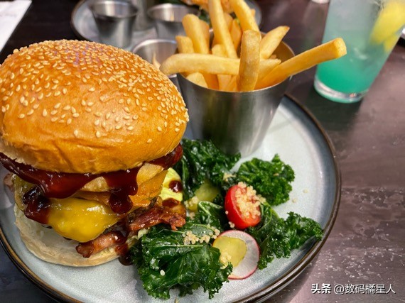 iphone12pm两年后还能用吗,苹果12pm现在还值得入手吗