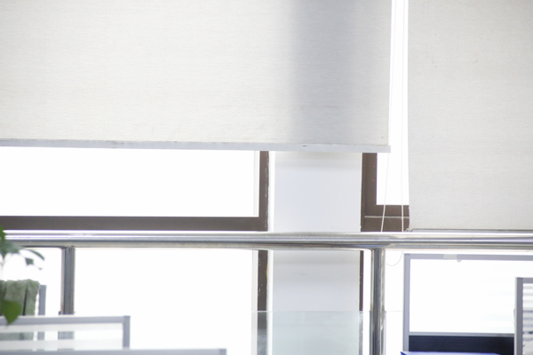 为什么一晒就黑有的人就晒不黑,为什么有些人一晒就黑