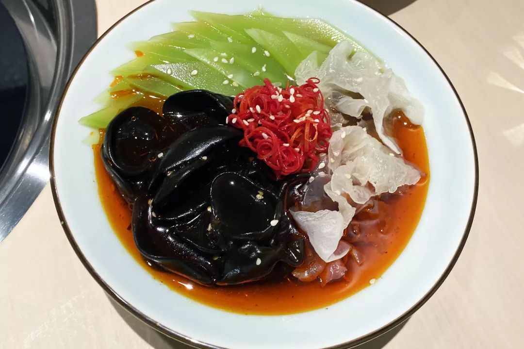 西安有全水晶天桥的mall，1天后1折起