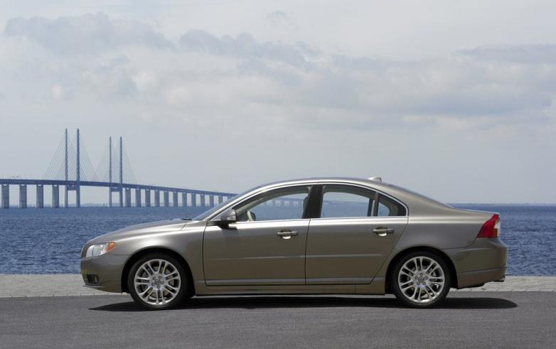 沃尔沃s60不加长销量,哪年的沃尔沃s60值得入手