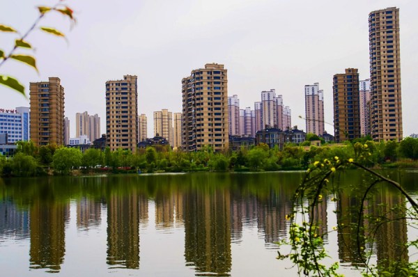 官嘉兴平湖的滨海之星高端楼盘,嘉兴港区市中心的学区房