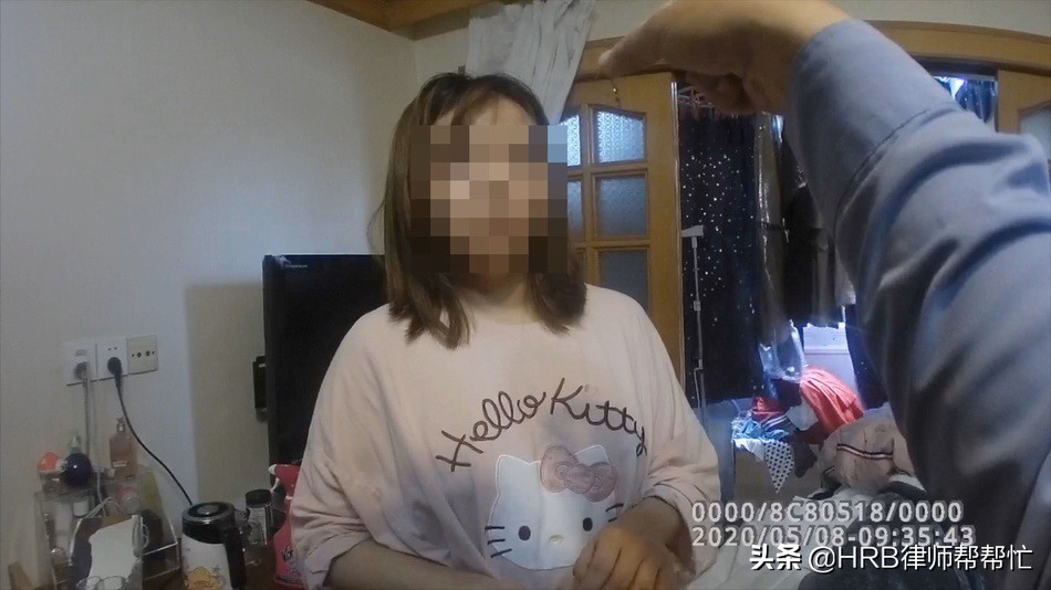 贩卖假珠宝被查获,偷闺蜜奢侈品的包