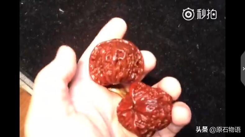 盘了几年的核桃被吃了,盘了很久的核桃被吃了