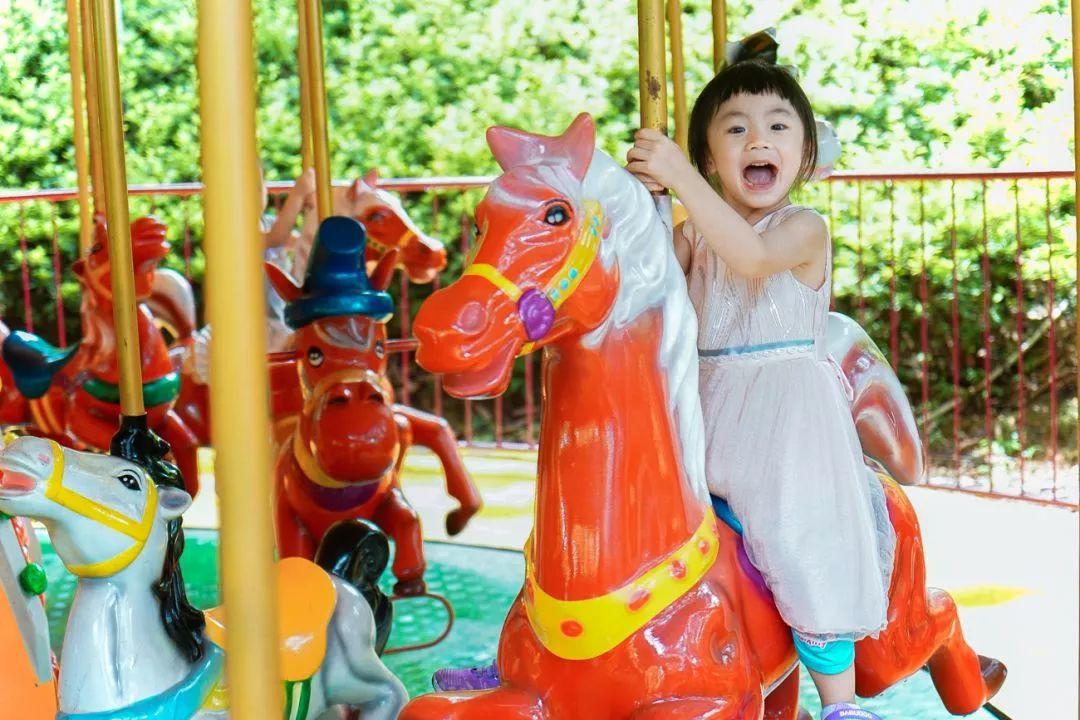 水上乐园超级大喇叭体验,挑战十大世界上最大的水上乐园