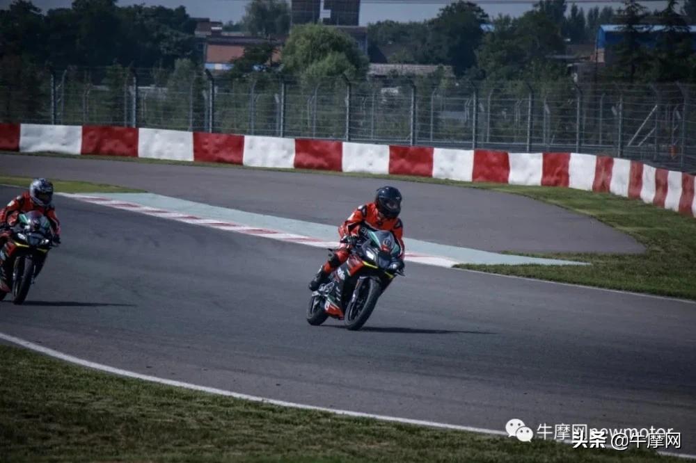 纯正赛车血统，阿普利亚GPR250R西安赛道体验来了