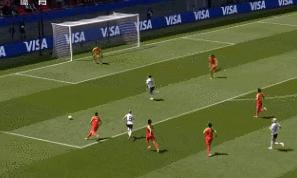 王霜进球贾秀全脸色铁青,王霜进球为什么贾秀全面色铁青