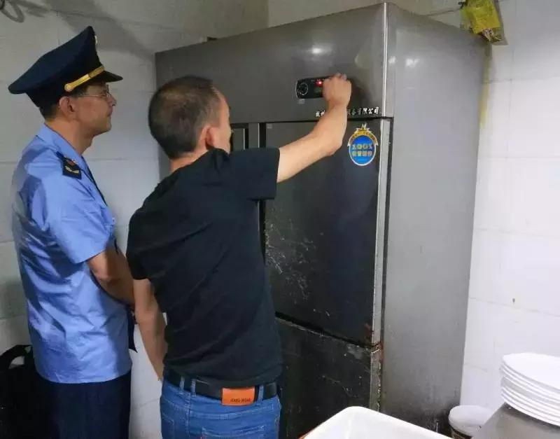 宁波步行街事件,宁波大街上发生的事