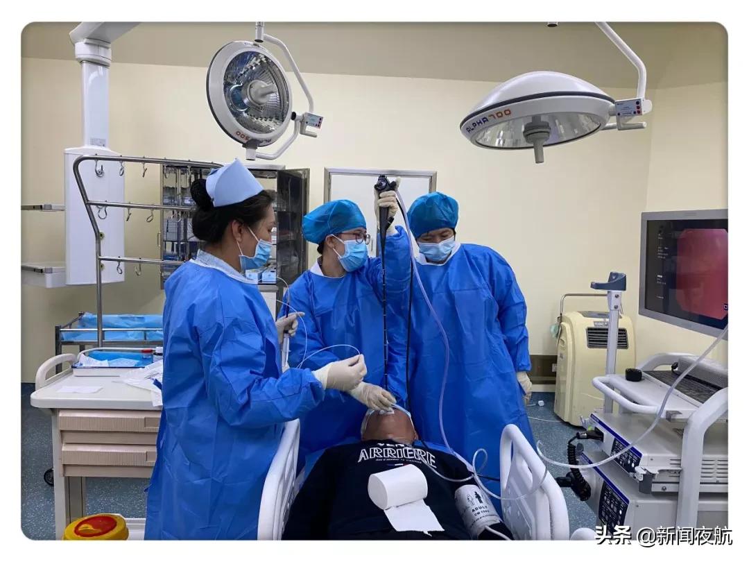 男子治牙，针却从嘴里掉进去了！做胃镜还没找到，针掉哪儿了？