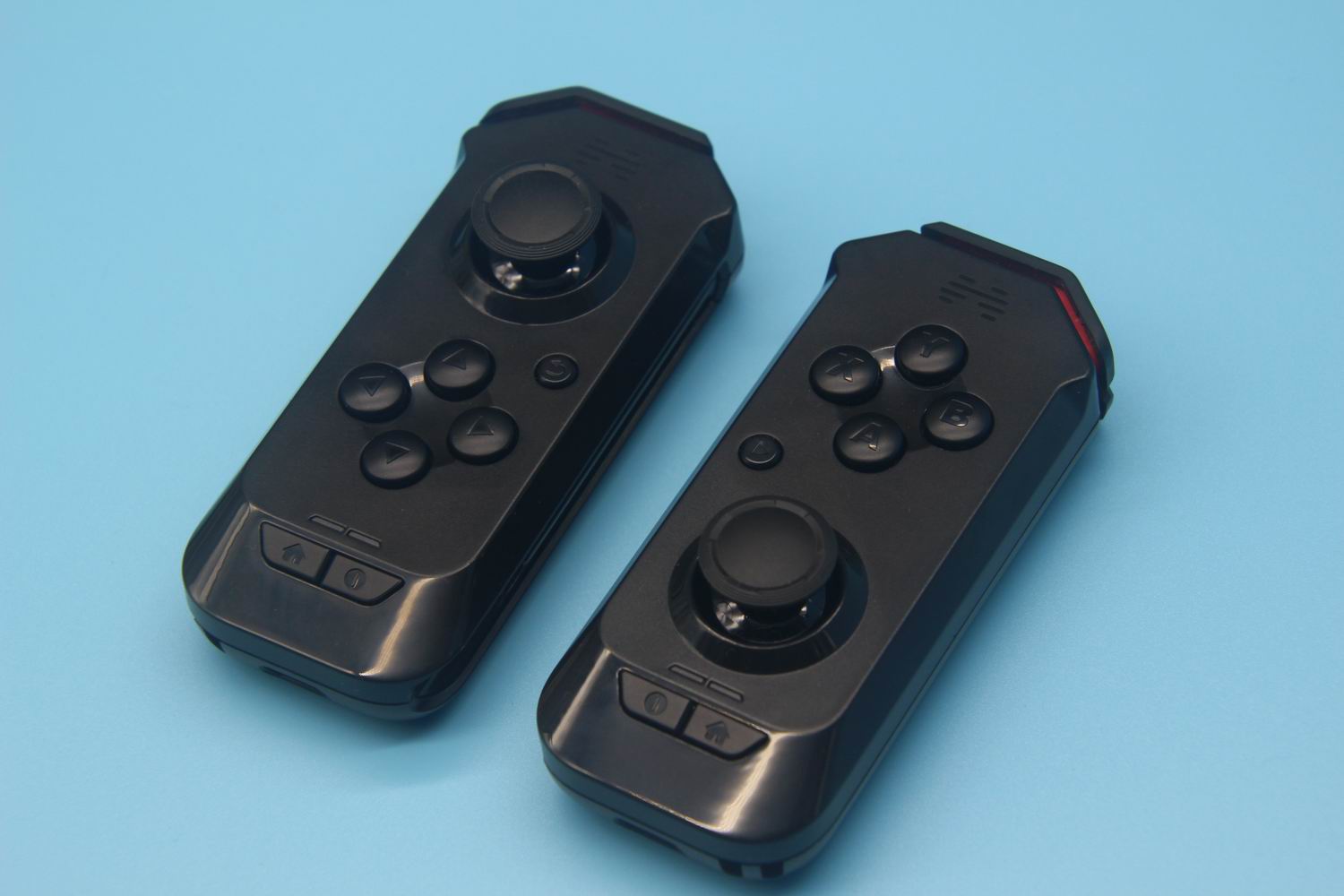 新出的北通游戏手柄,北通h2游戏手柄对比g2