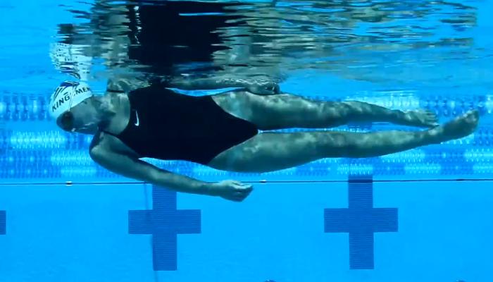 游完泳浑身无力没劲怎么办,游着游着感觉浮不起来了