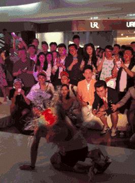 虽然她是在鄙视，不过我突然有了个大胆的想法