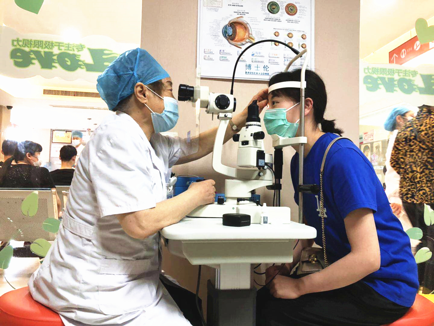 向最美逆行者致敬！援鄂医护接受激光近视手术，免费