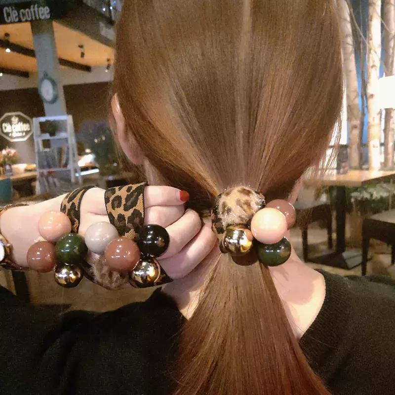 女生发型披头的,女孩子不要再披头散发了