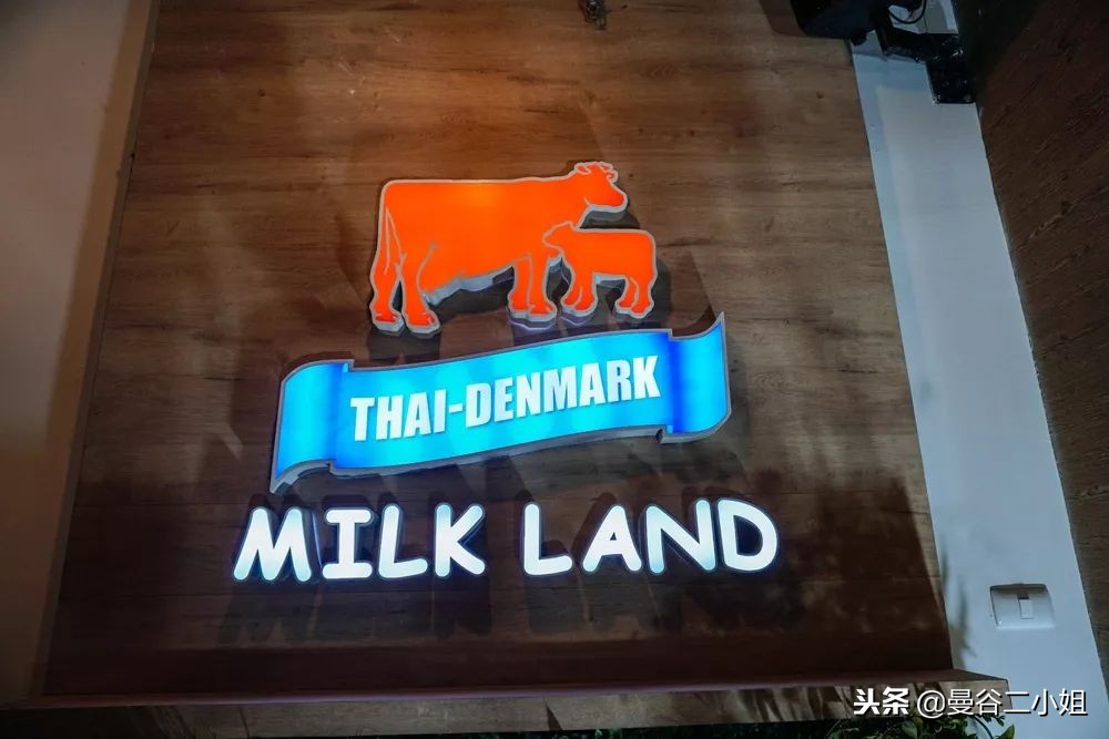 泰国曼谷水上商场,泰国室内水上集市