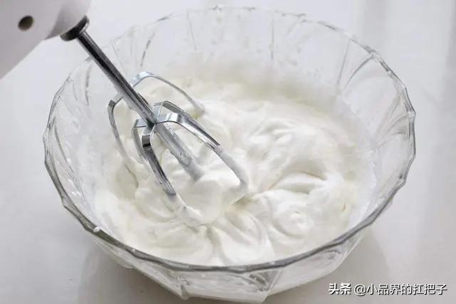 电动打蛋器打发蛋糕,蛋糕打蛋器是高速还是低速打发