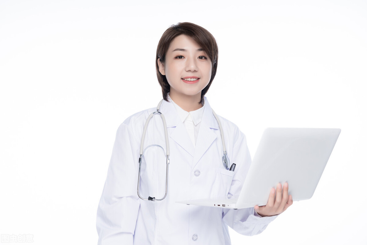 白癜风用手按压很白,身上长白癜风用什么办法可以治疗