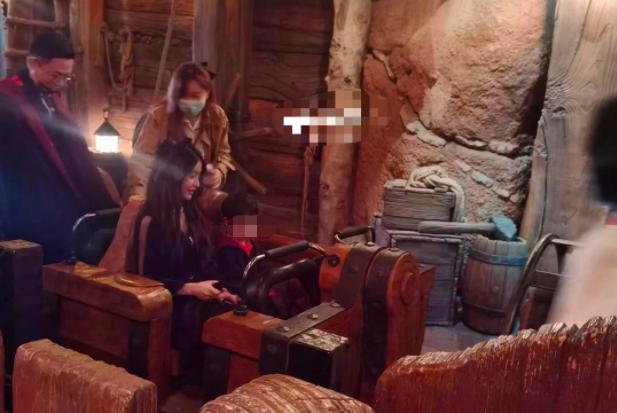 baby首晒2岁小海绵正脸照,baby晒小海绵正脸照