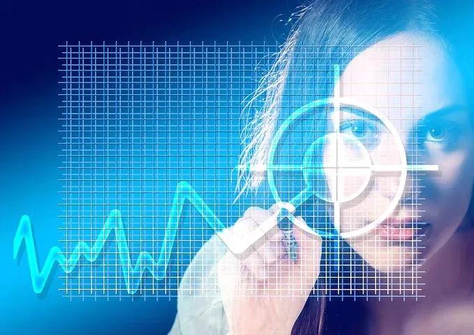 动态市盈率静态市盈率与ttm市盈率,动态市盈率滚动市盈率哪个好