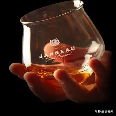 卡尔瓦多斯白兰地和干邑,干邑白兰地欧洲版有什么不同