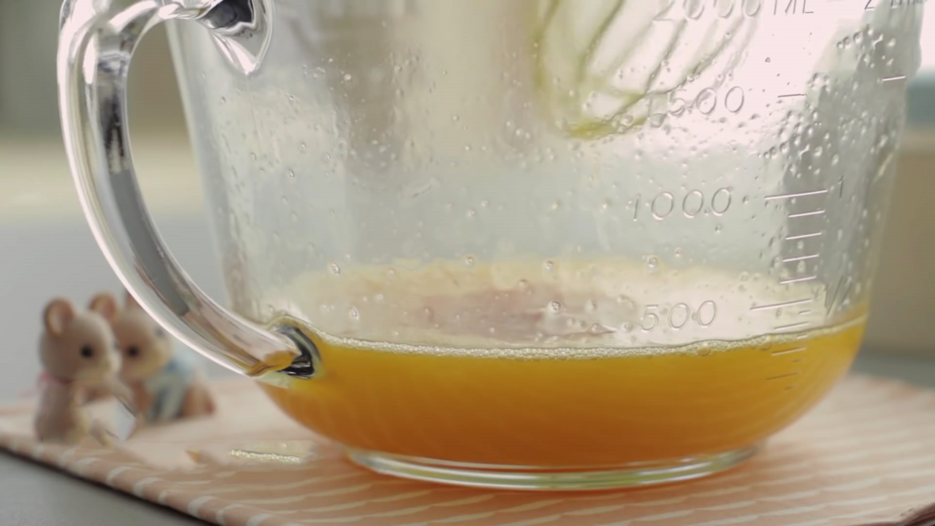 不需要奶油和烤箱的蛋糕教程,适合新手的奶油蛋糕