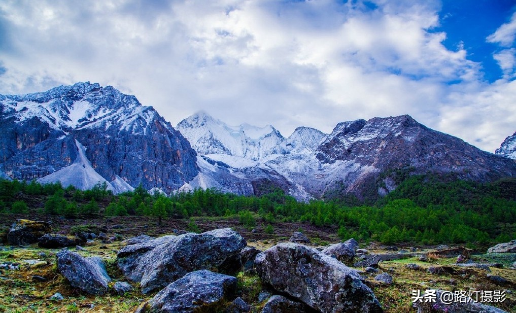 你见过凌晨四点钟的布达拉宫吗,布达拉宫是在四川甘孜吗