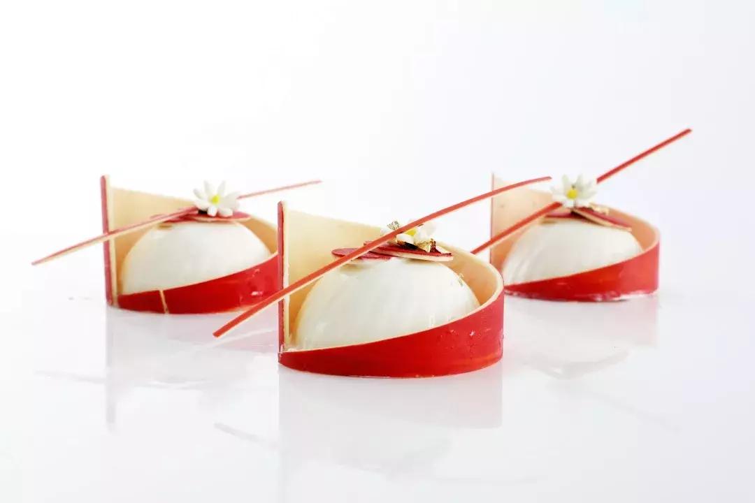 如何开一家港式甜品店赚钱快点呢,2019年开甜品店怎么样