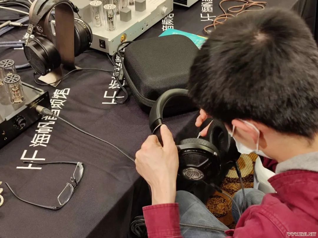 展商如何布展，才能让展位人气显得特别旺？成都国际耳机展大报道