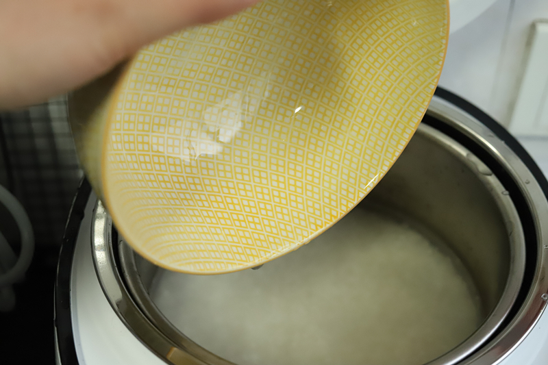 菠萝季节必吃的食物,菠萝季节到了少不了一顿菠萝饭