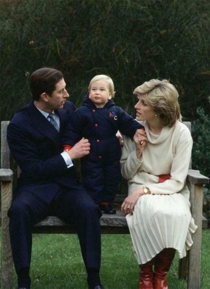 1983年戴安娜带小威廉出访澳洲，母子大出风头，查尔斯沦为背景板