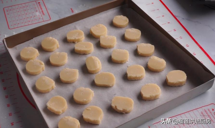 一款入门级的小饼干入口即化,好吃的饼干超级适合新手的配方