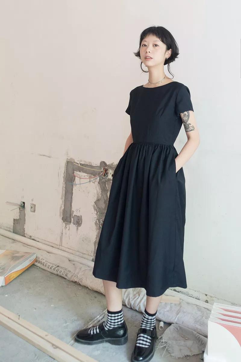 优雅连衣裙穿搭夏天,秋冬黑色西装连衣裙穿搭技巧