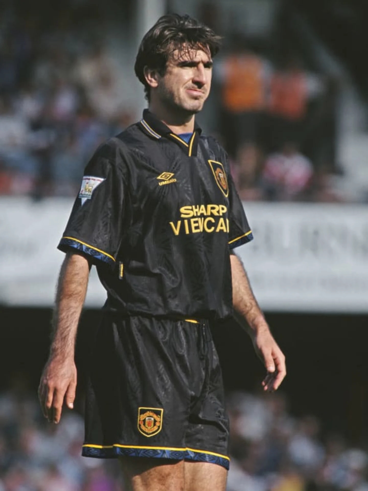 曼联所有蓝色球衣,曼联球衣有黑色的吗