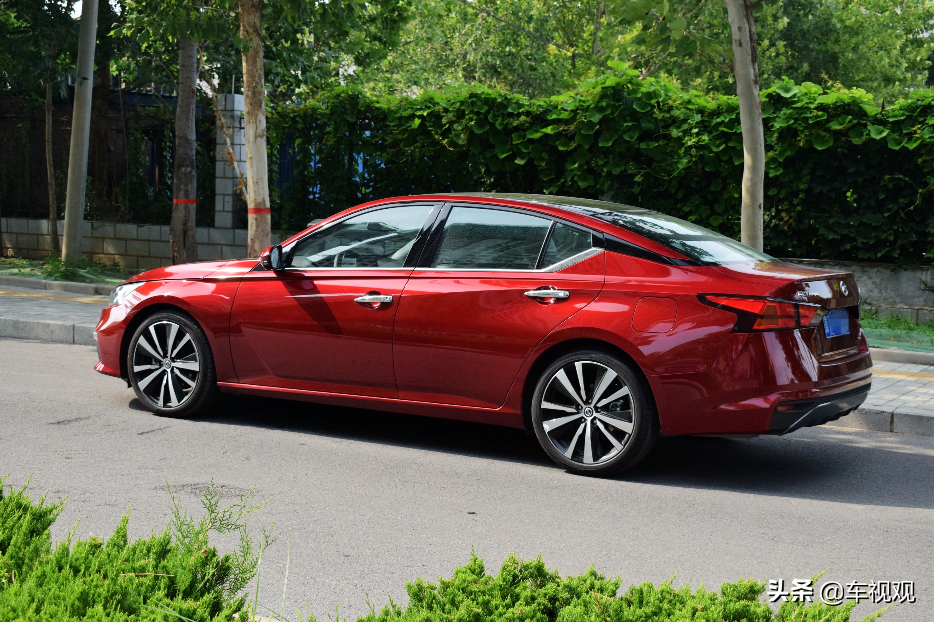 2021款天籁中保研碰撞测试,天籁碰撞测试中保研第一名