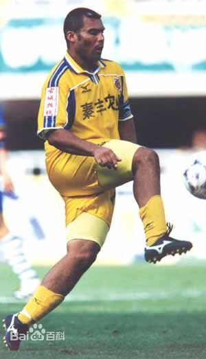 我与足球结缘,我与足球结下了不解之缘