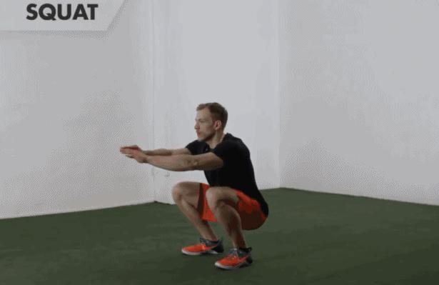 深蹲起来膝盖内扣是什么动作,相扑深蹲膝盖内扣