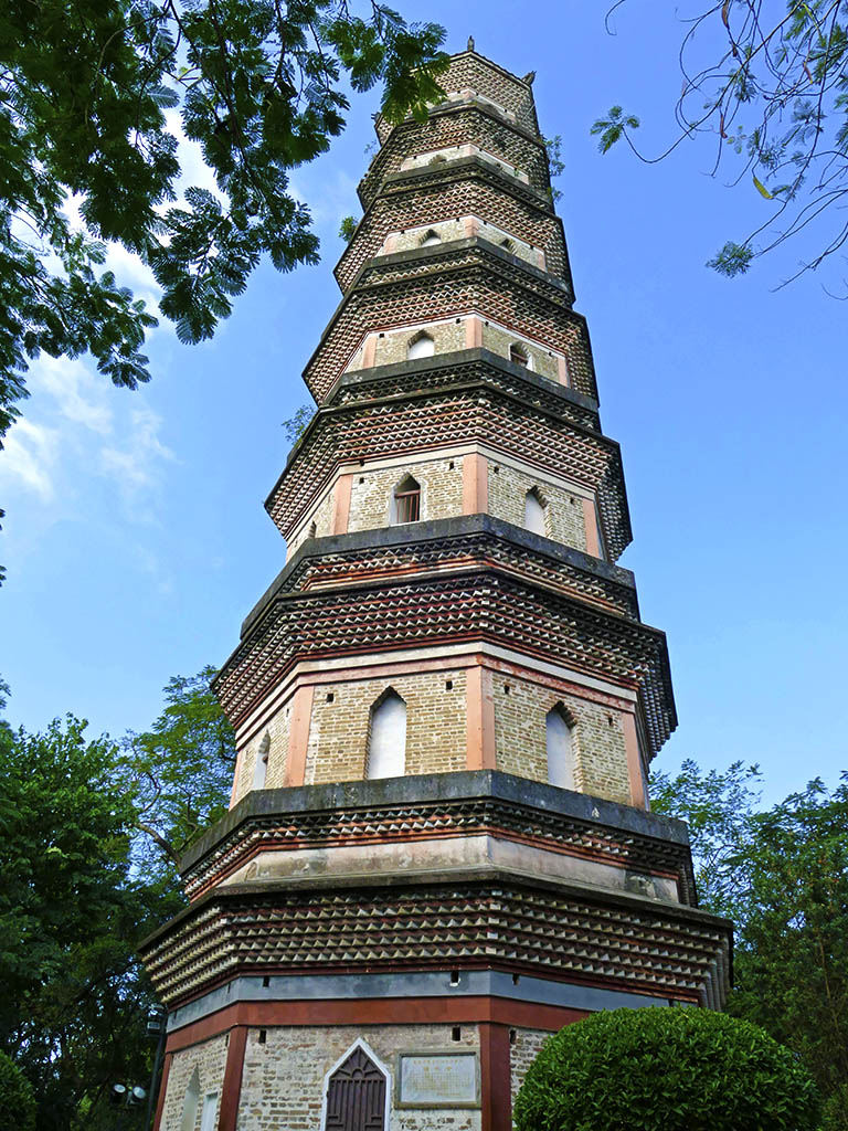 惠州西湖苏东坡小妾墓,惠州西湖和苏东坡有什么关系