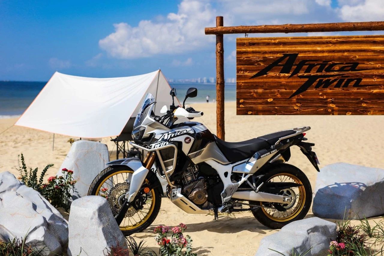 魔术手打造的FUNTECWORLD一个充满出行乐趣的小宇宙