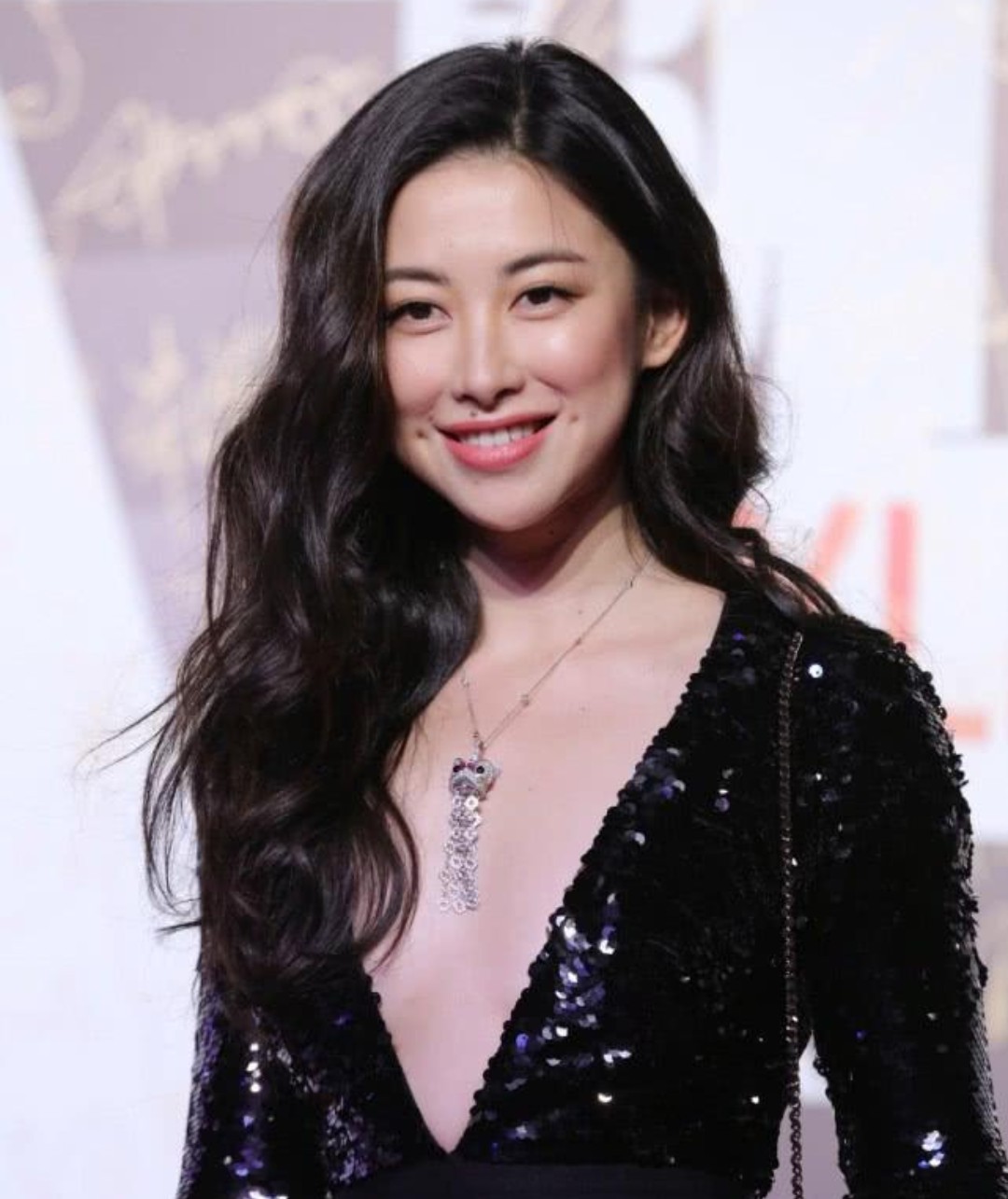 斗罗大陆比比东扮演者朱珠,朱珠比比东剧照