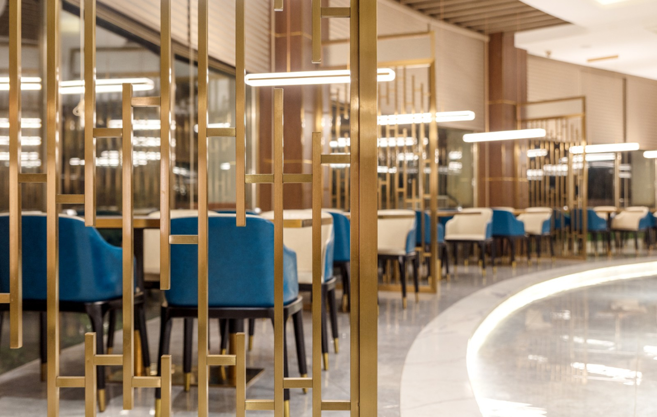 古镇小吃店装修设计,小城故事餐厅logo设计