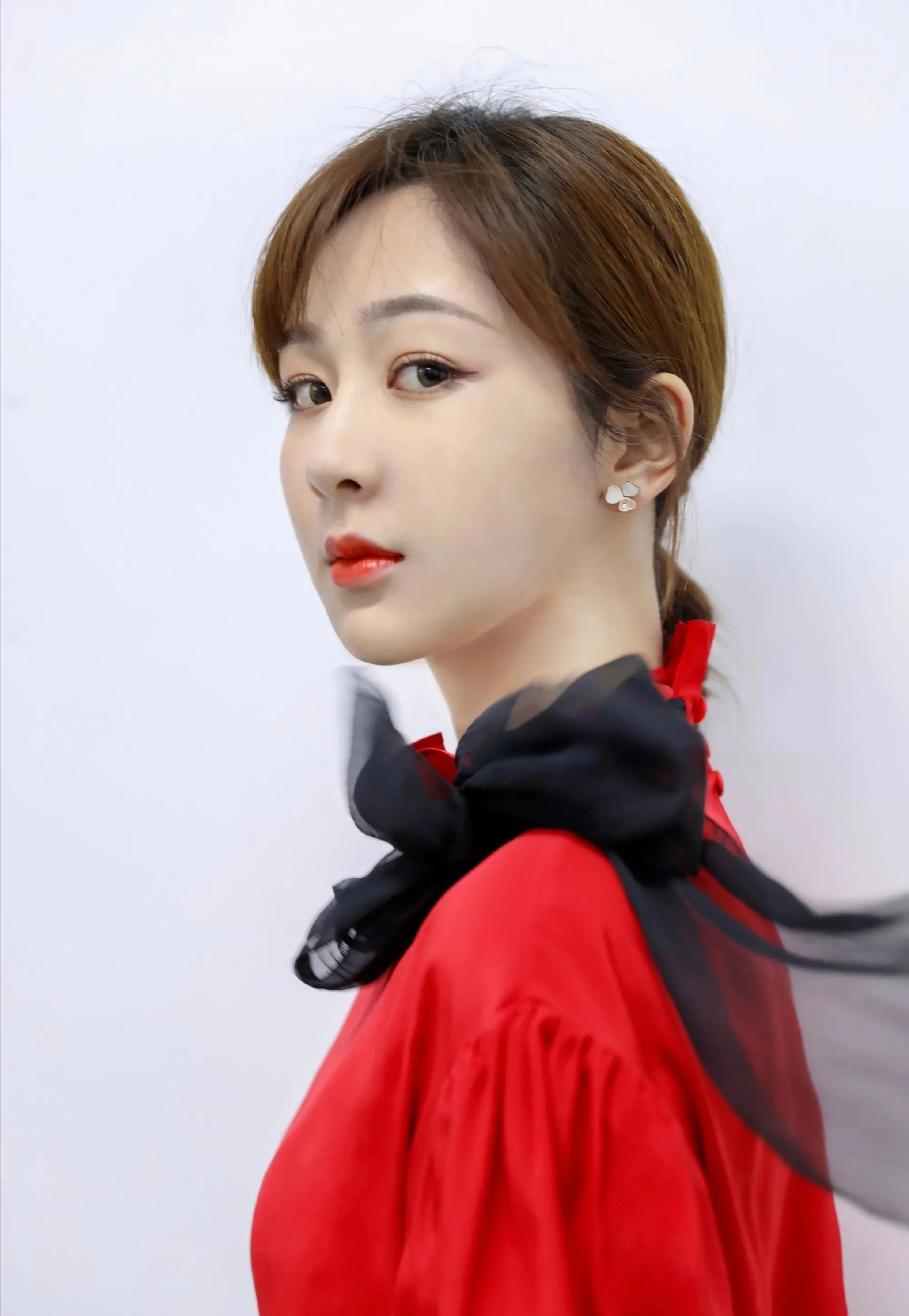 2020星光大赏杨紫唱歌,2020年星光大赏杨紫获奖了吗