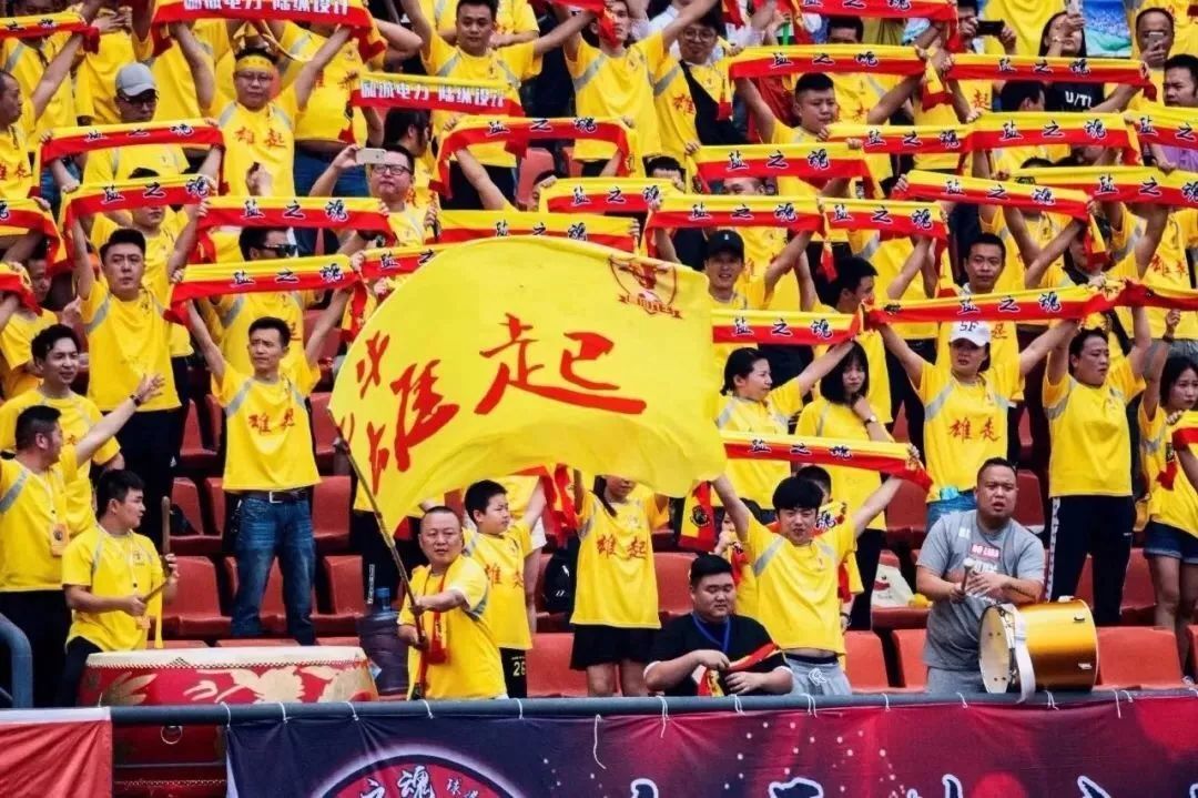 娑呮閲嶇敓澶哄啝,鍥涘窛瓒崇悆姣旇禌2019