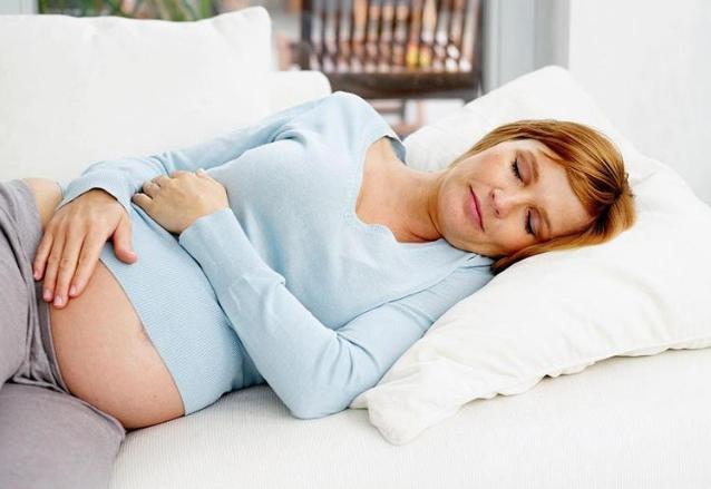 怀孕期间宝妈都怎么解决个人问题,孕期腰酸背疼怎么缓解