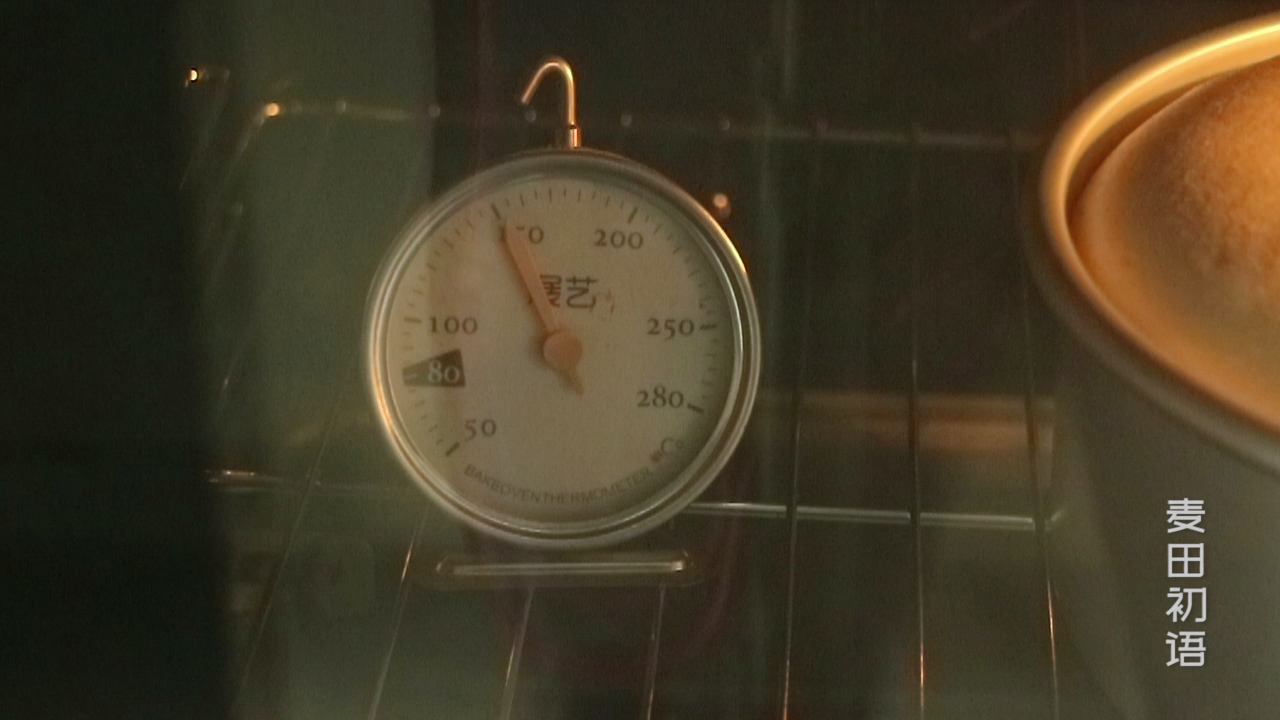 戚风蛋糕凹底和塌陷是怎么回事,做戚风蛋糕不塌陷的秘诀是啥