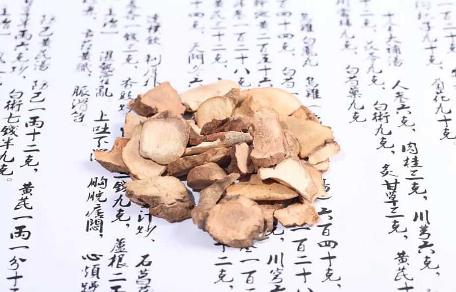 祛湿气喝的祛湿汤,湿气重用七味除湿汤