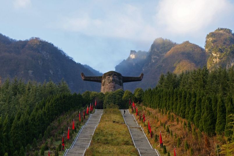 湖北深秋自驾游景点推荐,秋色彩林川西自驾