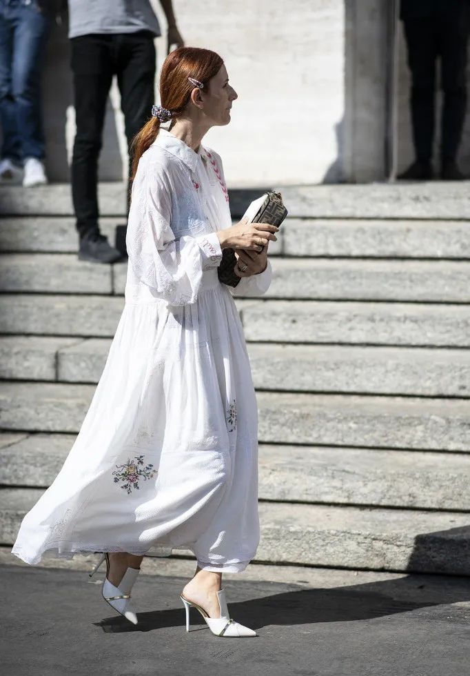 公主穿娃娃裙,穿娃娃裙美得认不出