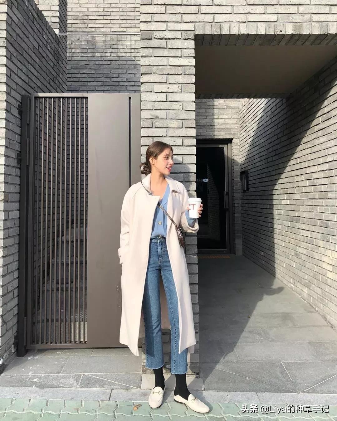 别再穿高跟鞋了，大衣+4双鞋，正火
