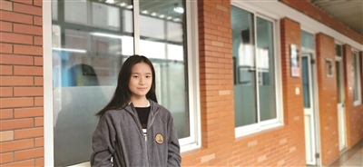 一个是足球队“经理”一个是学生会部长南外仙林双胞胎姐妹不一般