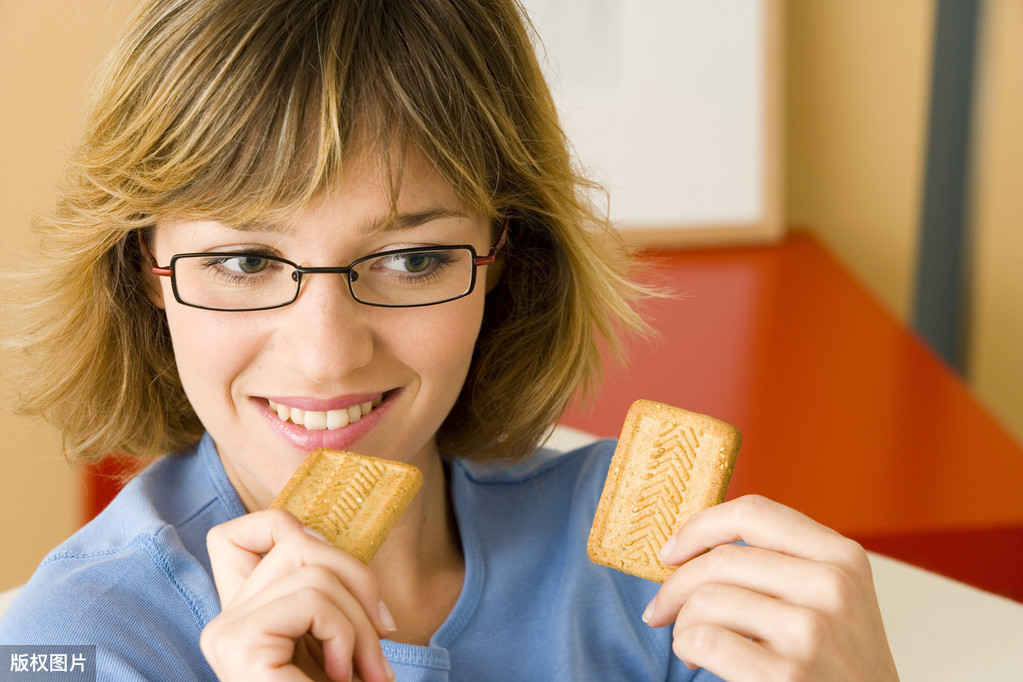 减肥中偷吃胖了怎么办,减肥偷吃了饼干怎么快速补救